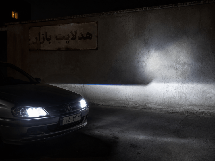 هدلایت برای نور پایین بهتر است یا نور بالا؟ (بررسی تفاوت خط کات)
